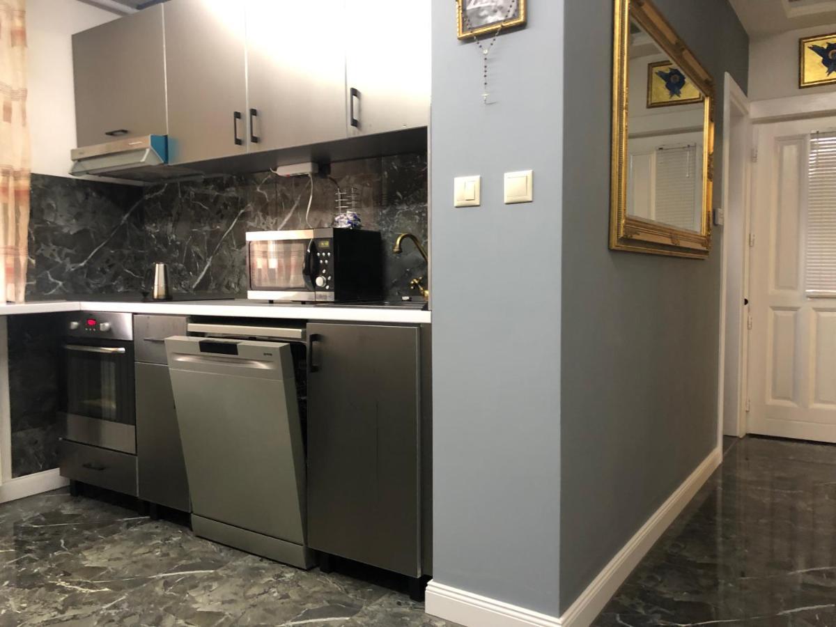 Bezso Apartman Hajdúszoboszló Buitenkant foto