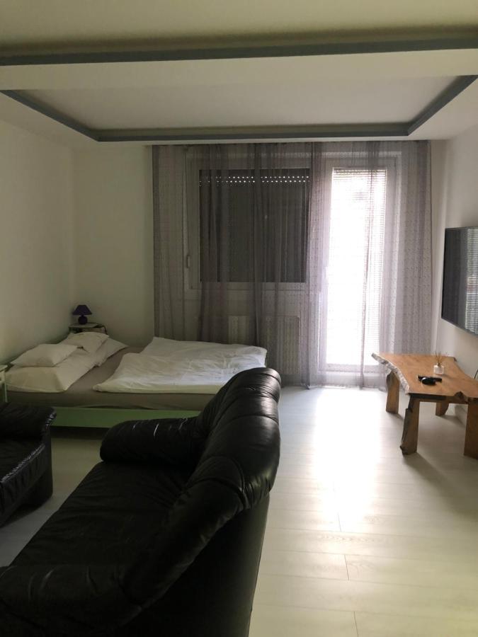 Bezso Apartman Hajdúszoboszló Buitenkant foto